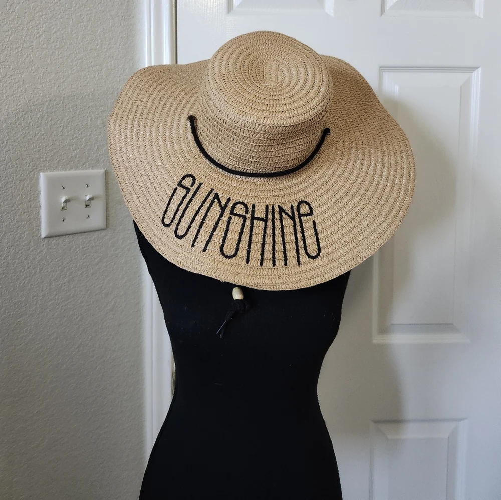 Sunshine Tan‎ Straw Hat Beach Summer Embroidered